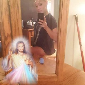 Meet your Posher, Lee